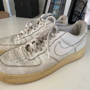 Men's Airforce 1's